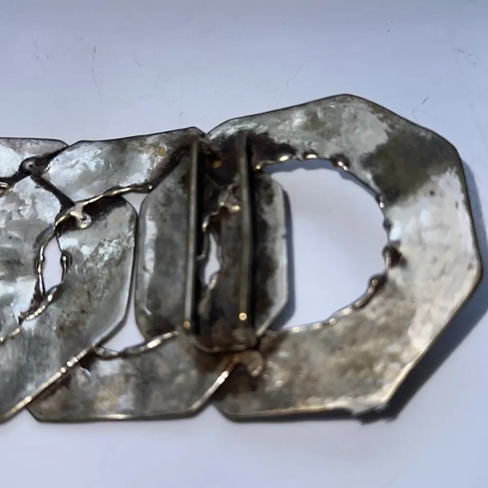 Vintage hammered silver interlocking hexagon‎ circle belt buckle